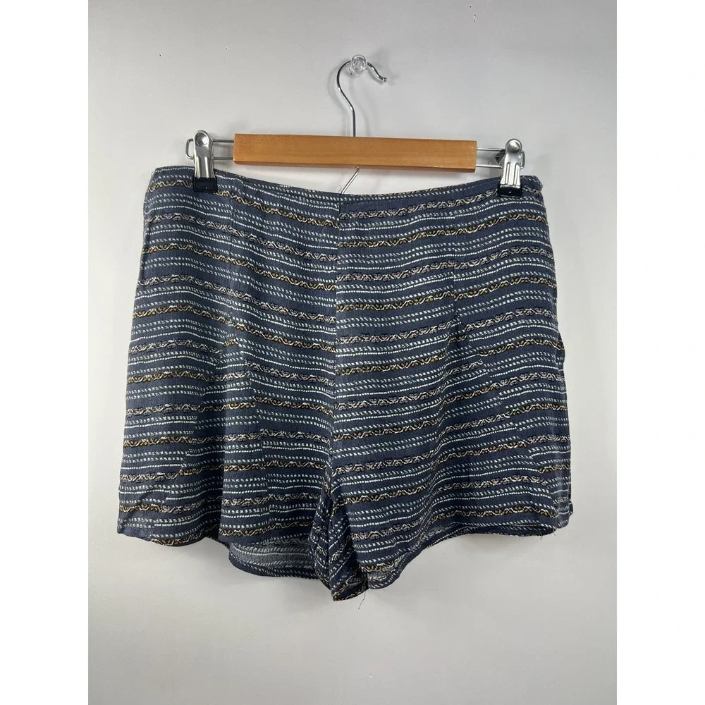 Honey Belle Shorts Junior's Size Large Gray Blue‎ White Multi Lined NWT